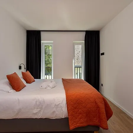 Strandparel Luxueus Duplex Met 2 Terrassen En Parking Apartmán