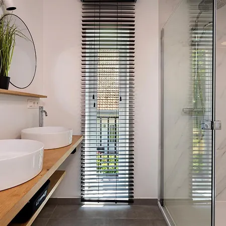 Strandparel Luxueus Duplex Met 2 Terrassen En Parking Lägenhet *