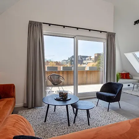 Strandparel Luxueus Duplex Met 2 Terrassen En Parking *